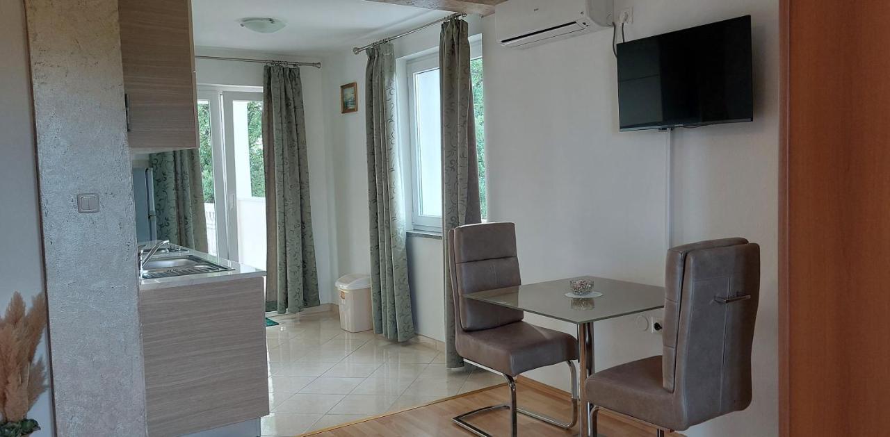 מאלינסקה Apartmani Diva מראה חיצוני תמונה